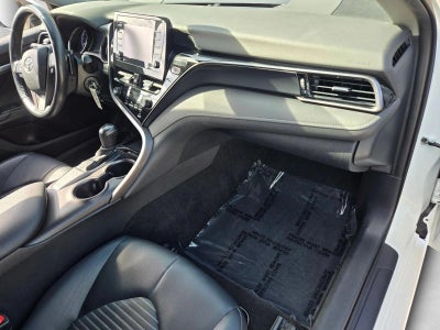 2021 Toyota Camry SE Auto (SE)