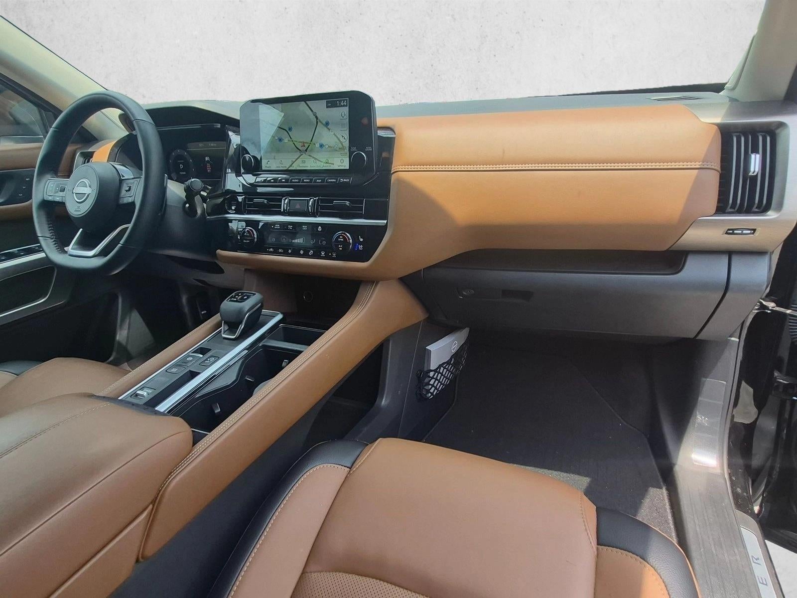 2025 Nissan Pathfinder Platinum 2WD