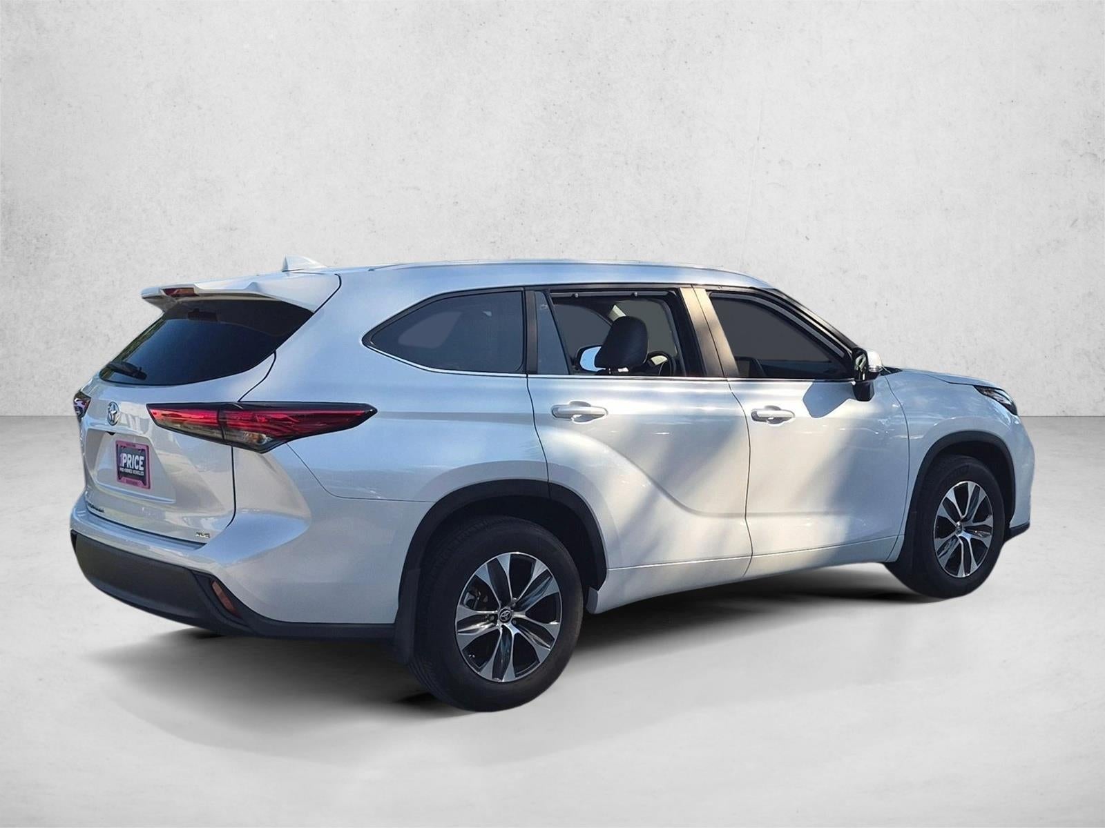 2023 Toyota Highlander XLE FWD (Natl)