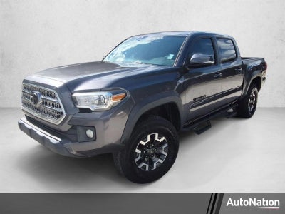 2017 Toyota Tacoma TRD Off Road Double Cab 5' Bed V6 4x4 AT (Natl)