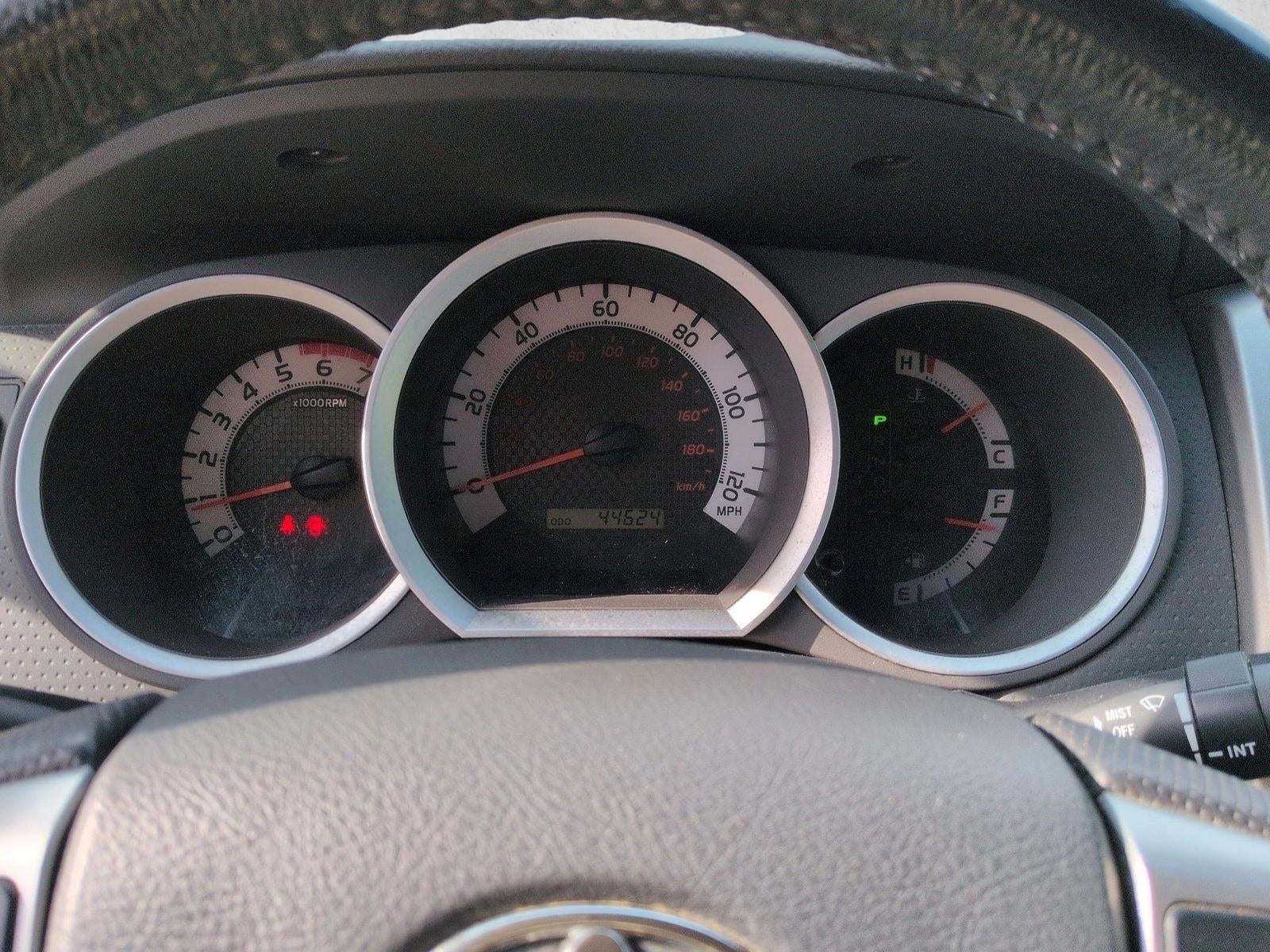 2015 Toyota Tacoma 4WD Double Cab Short Bed V6 Automatic (Natl)