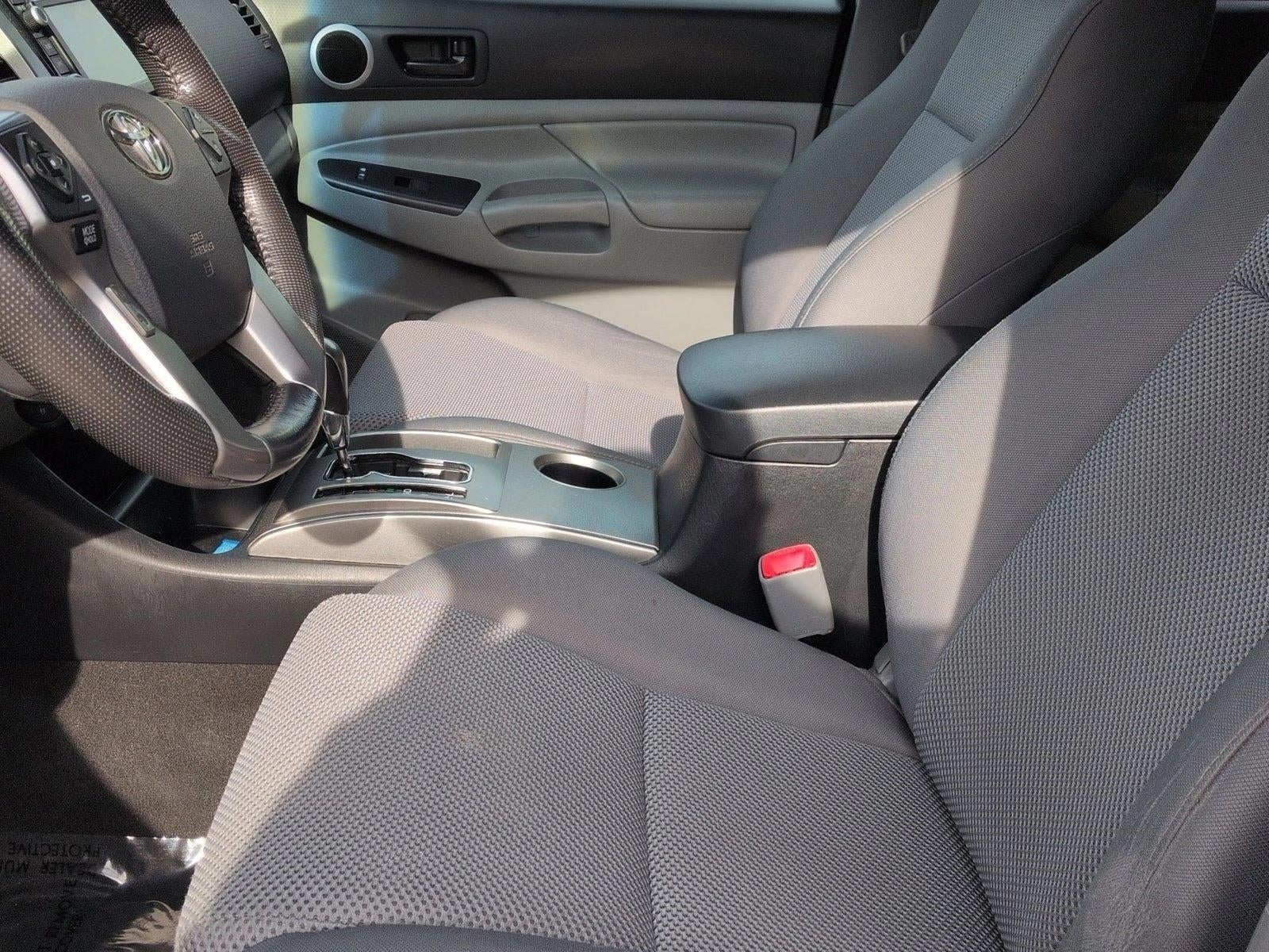 2015 Toyota Tacoma 4WD Double Cab Short Bed V6 Automatic (Natl)