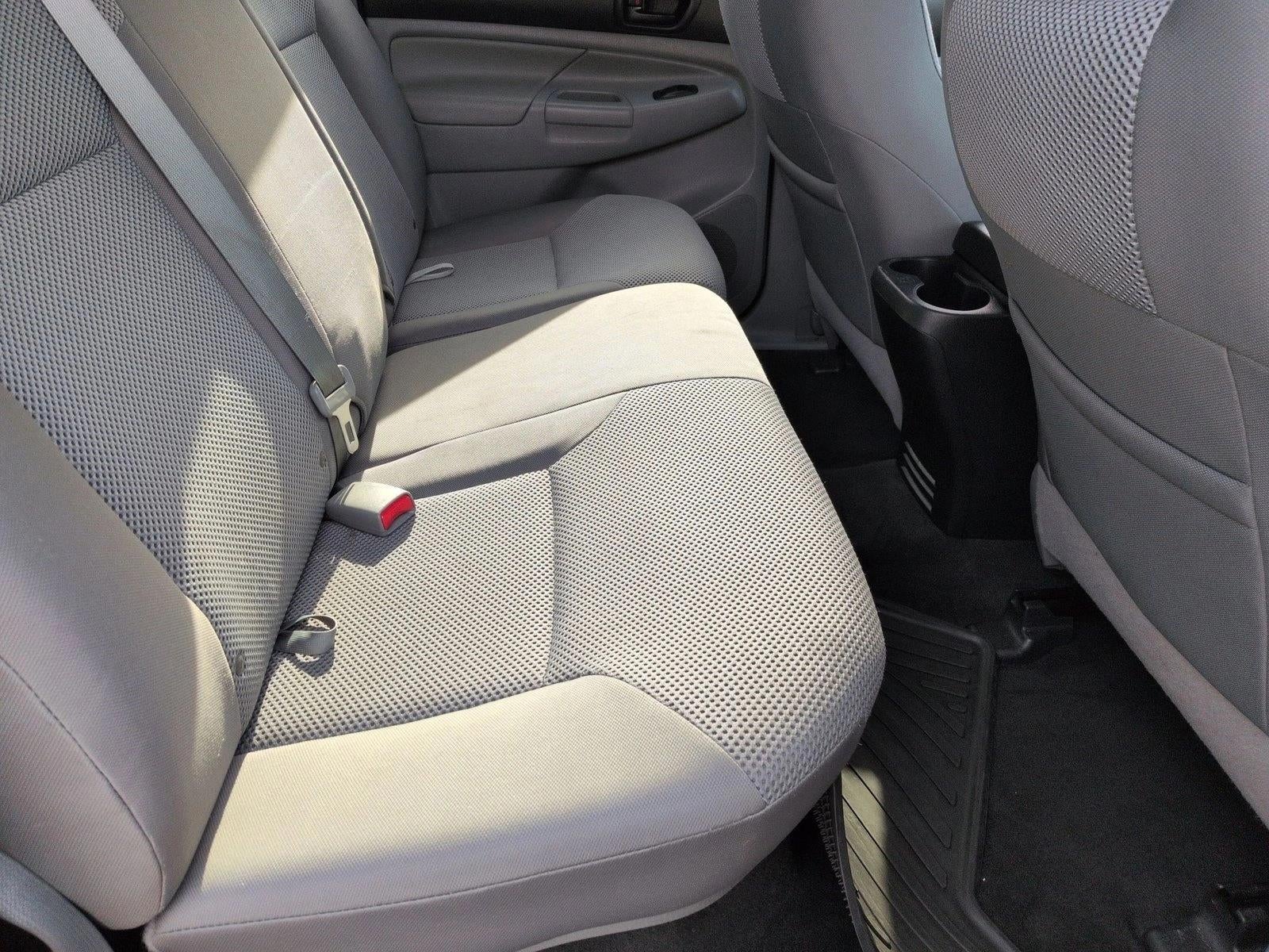 2015 Toyota Tacoma 4WD Double Cab Short Bed V6 Automatic (Natl)