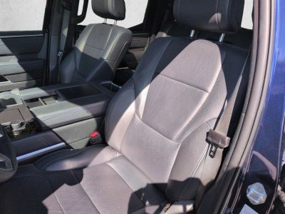 2023 Toyota Tundra 2WD 2WD Platinum CrewMax 5.5' Bed (SE)