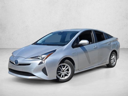 2017 Toyota Prius Three (GS)
