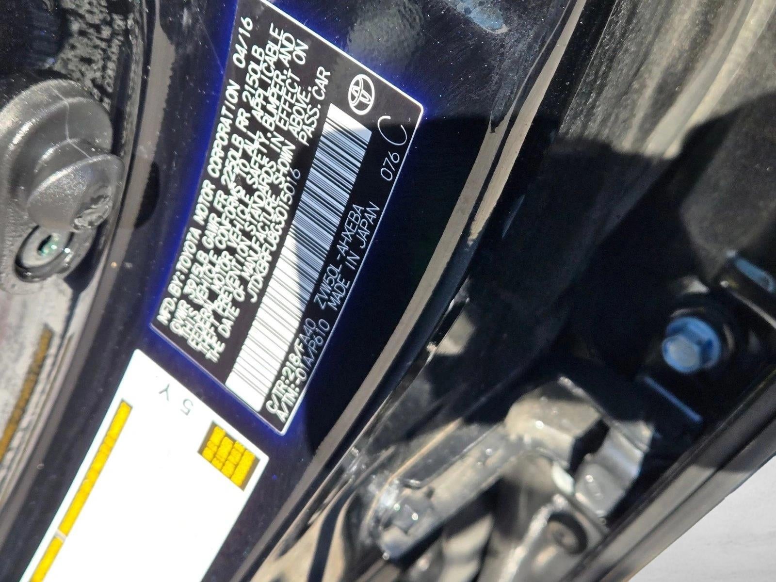 2016 Toyota Prius 5dr HB Two (SE)