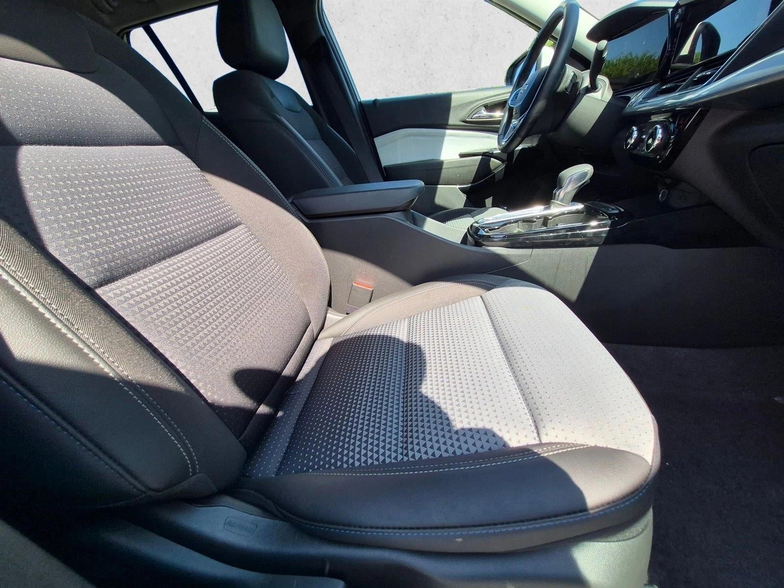 2024 Chevrolet Trax FWD 4dr LT