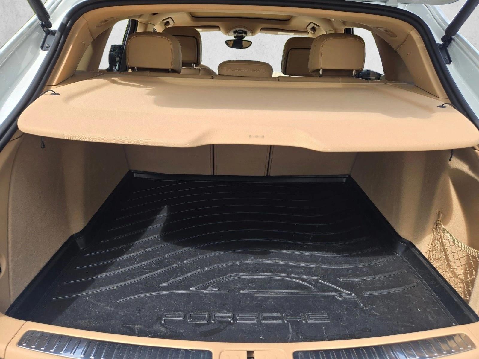 2015 Porsche Macan AWD 4dr S