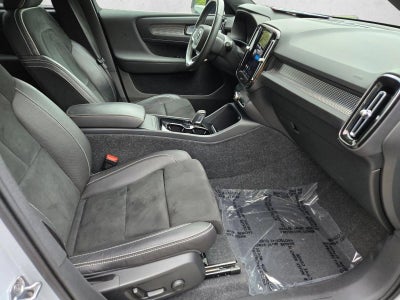 2021 Volvo XC40 Recharge P8 eAWD Pure Electric