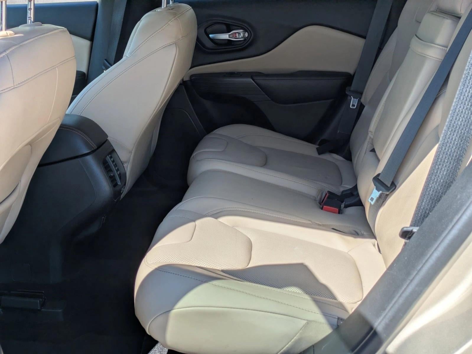 2015 Jeep Cherokee FWD 4dr Limited