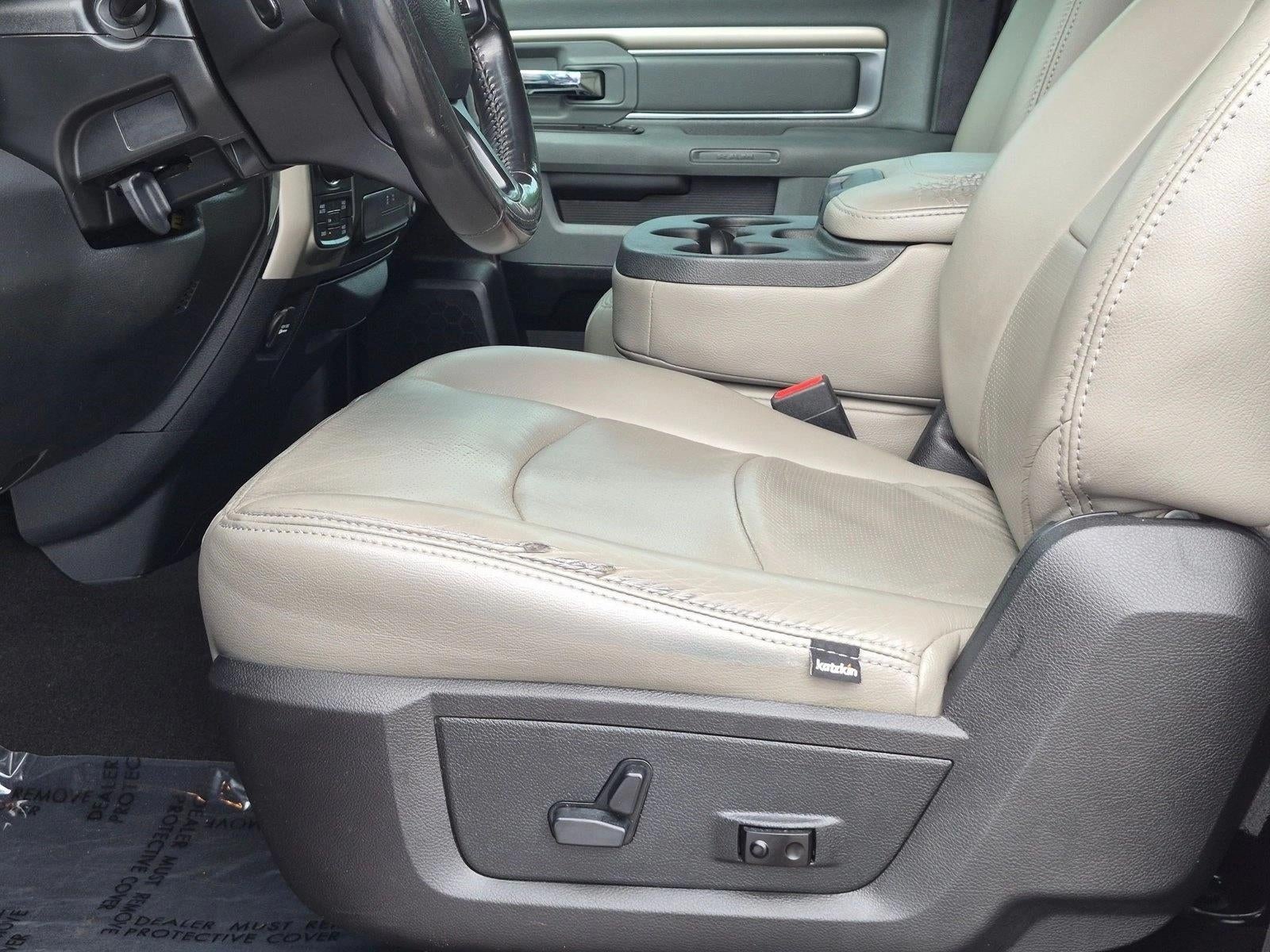 2016 RAM 1500 4WD Quad Cab 6.4 Ft Box Big Horn