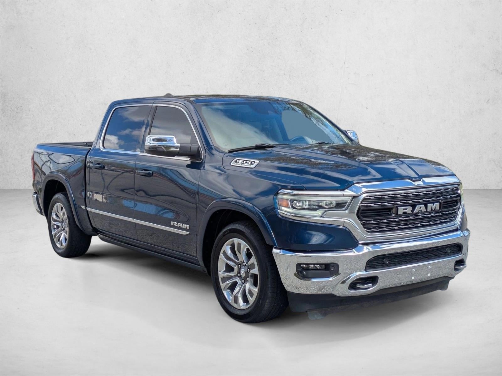 2023 RAM 1500 Limited 4x4 Crew Cab 5'7" Box