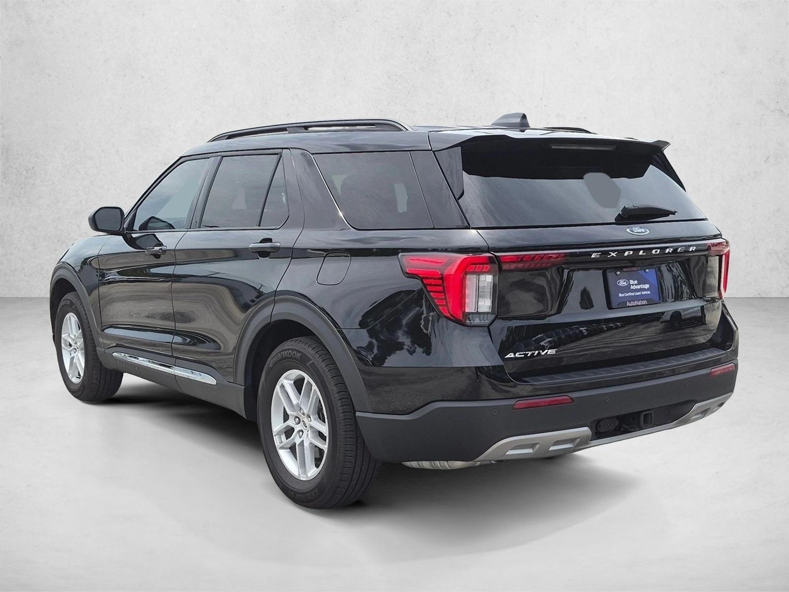 2025 Ford Explorer Active RWD