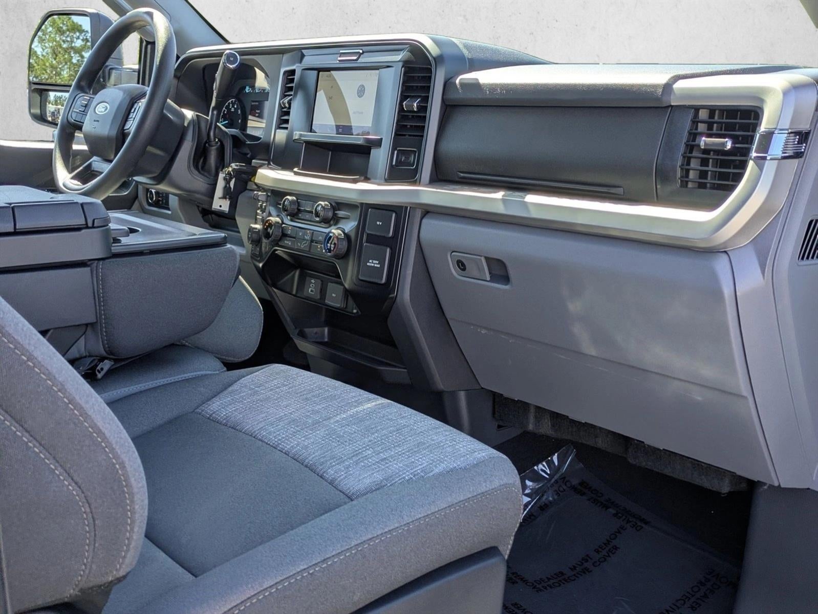 2026 Ford Super Duty F-250 SRW XLT 4WD Crew Cab 6.75' Box