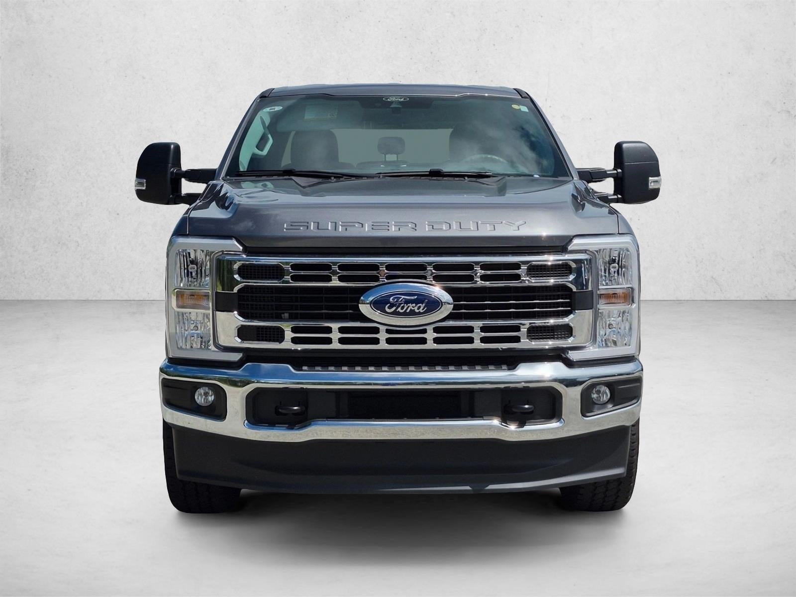 2025 Ford Super Duty F-250 SRW XLT 4WD Crew Cab 6.75' Box