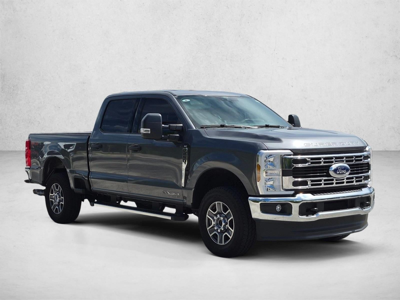 2025 Ford Super Duty F-250 SRW XLT 4WD Crew Cab 6.75' Box