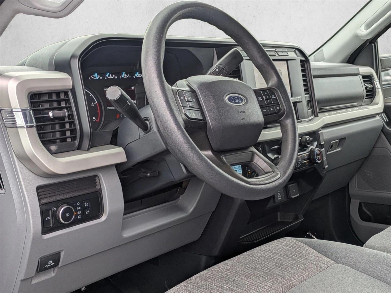 2024 Ford Super Duty F-250 SRW XLT 4WD Crew Cab 6.75' Box