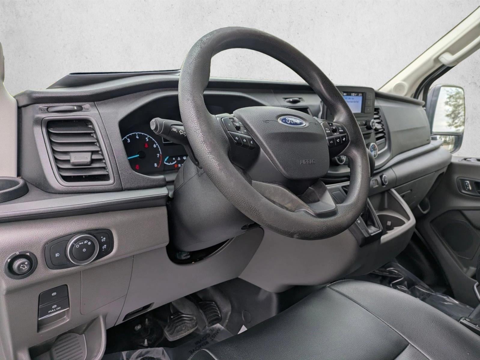 2023 Ford Transit Cargo Van T-250 130" Med Rf 9070 GVWR RWD