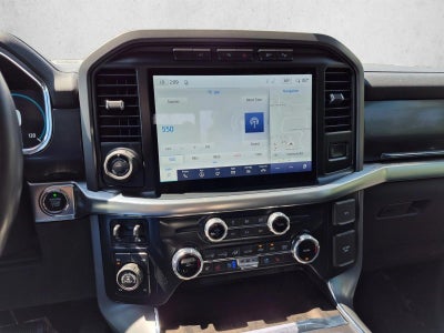 2022 Ford F-150 LARIAT 4WD SuperCrew 5.5' Box