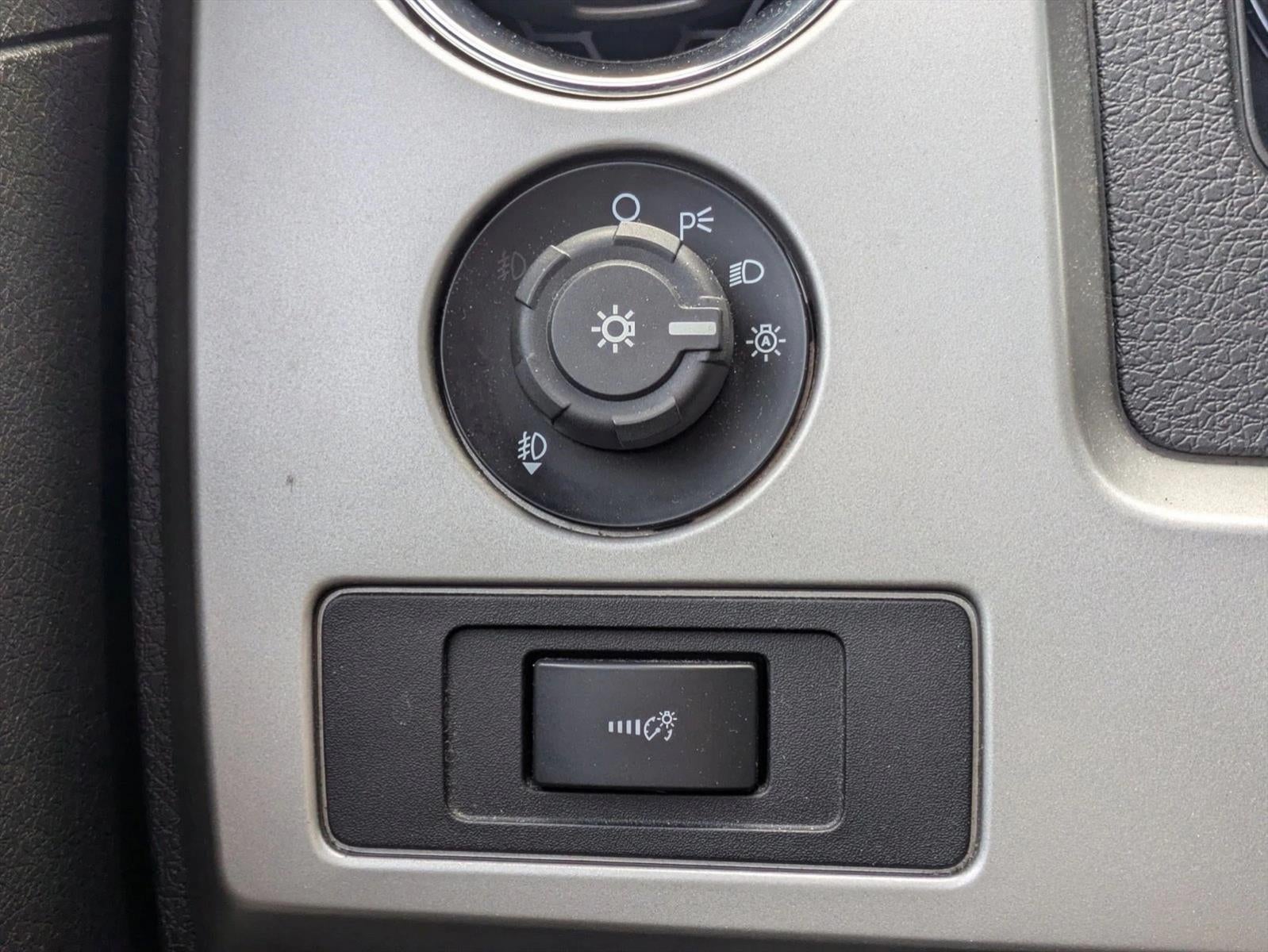 2014 Ford F-150 4WD SuperCrew 5-1/2 Ft Box Lariat