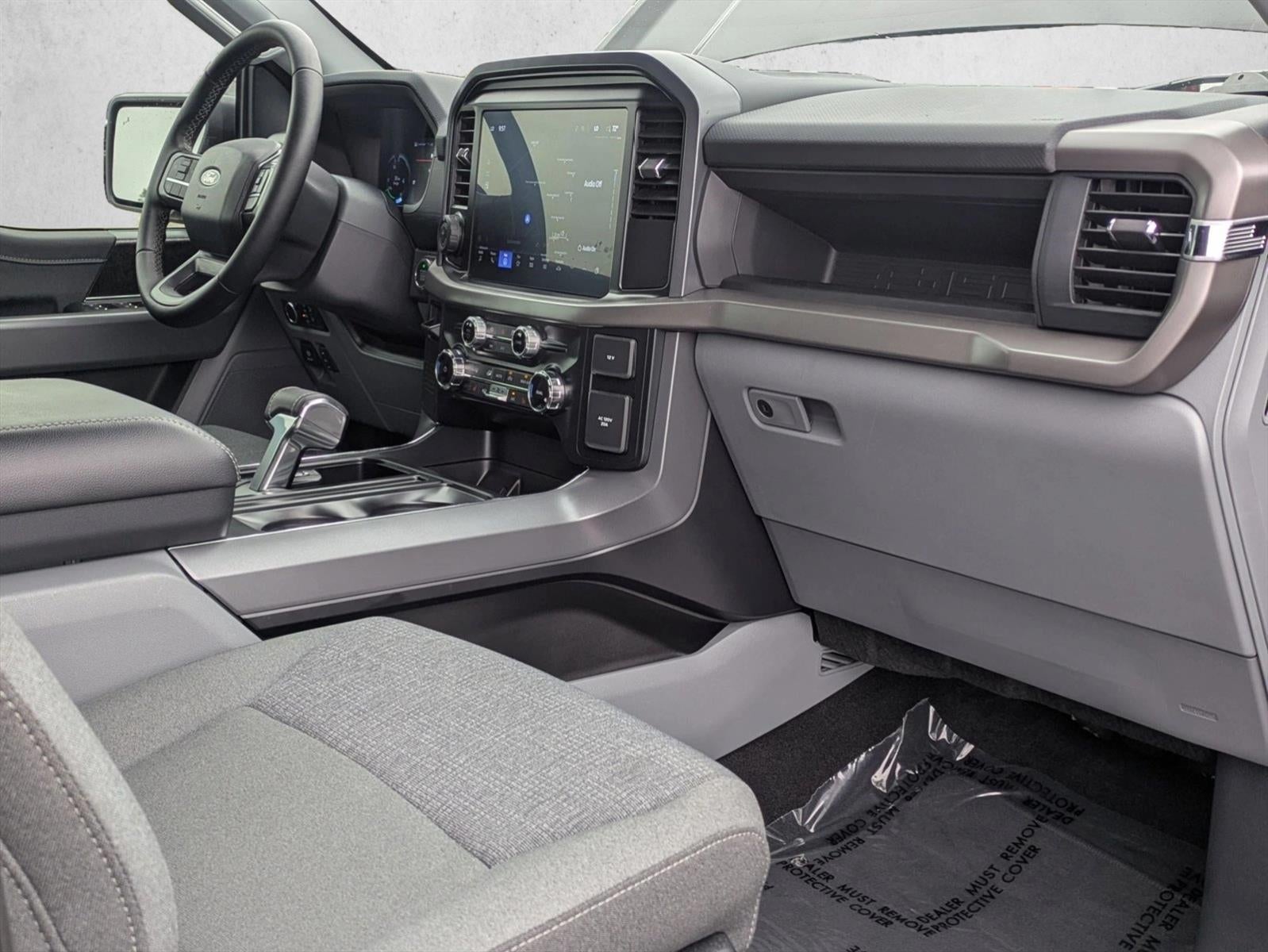 2025 Ford F-150 Lightning XLT 4WD SuperCrew 5.5' Box