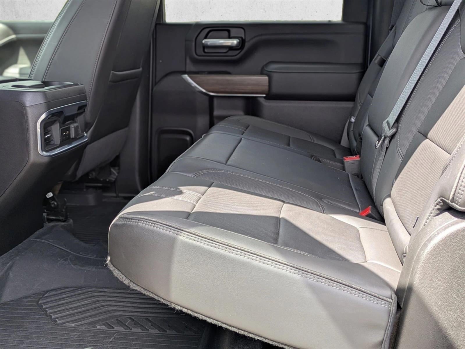 2022 Chevrolet Silverado 3500 HD Crew Cab Standard Box 4-Wheel Drive High Country