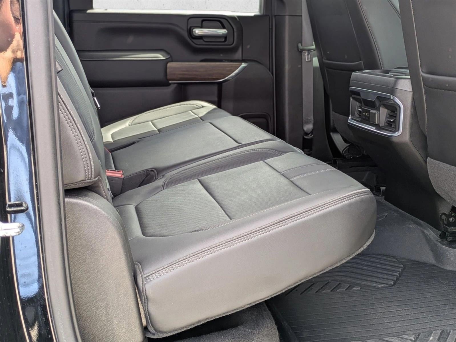 2022 Chevrolet Silverado 3500 HD Crew Cab Standard Box 4-Wheel Drive High Country