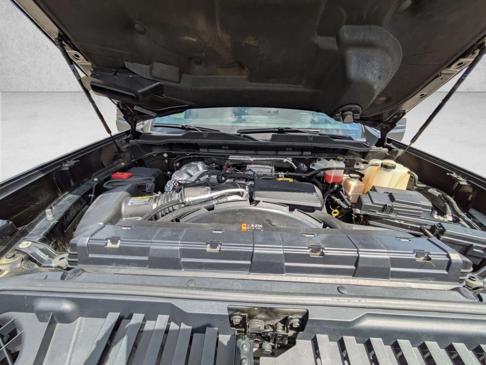 2022 Chevrolet Silverado 3500 HD Crew Cab Standard Box 4-Wheel Drive High Country