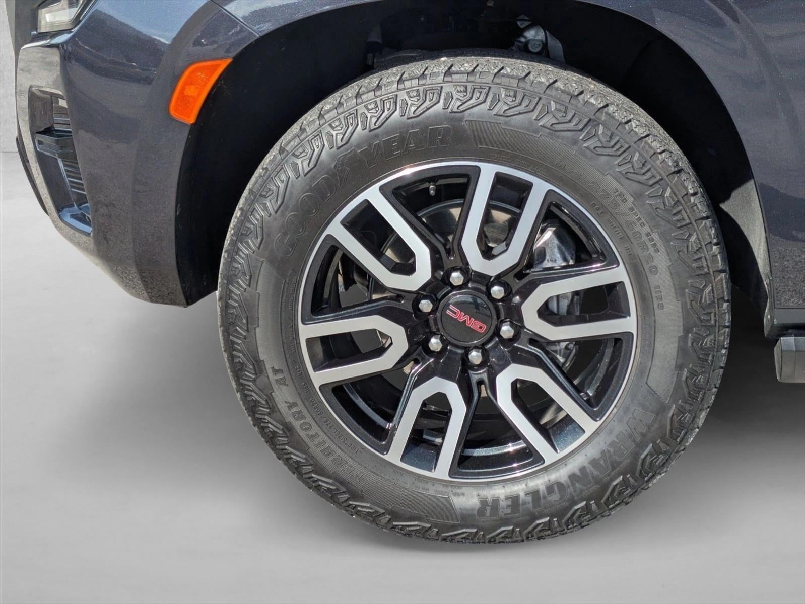 2024 GMC Yukon 4WD 4dr AT4