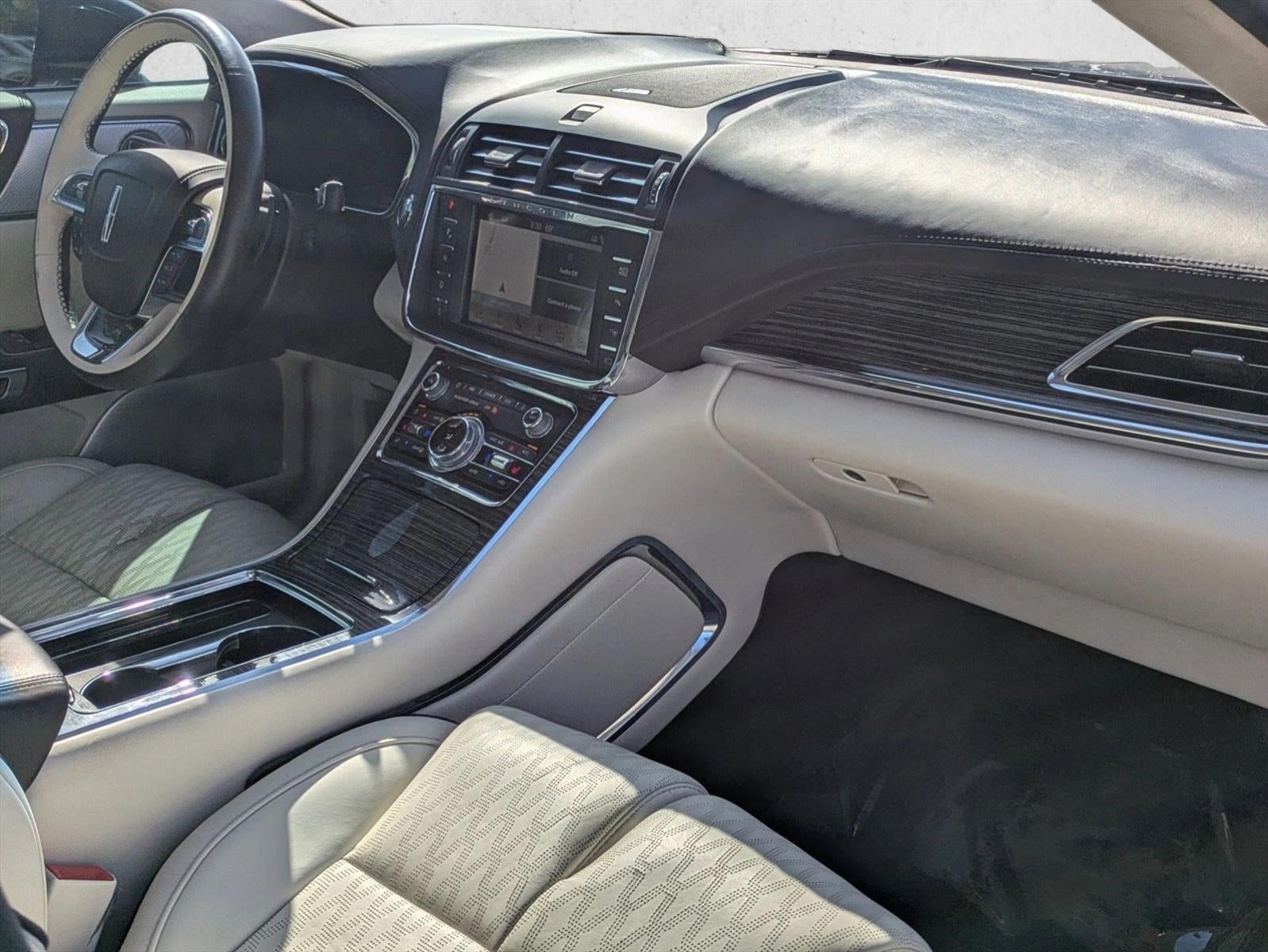2018 Lincoln Continental Black Label AWD