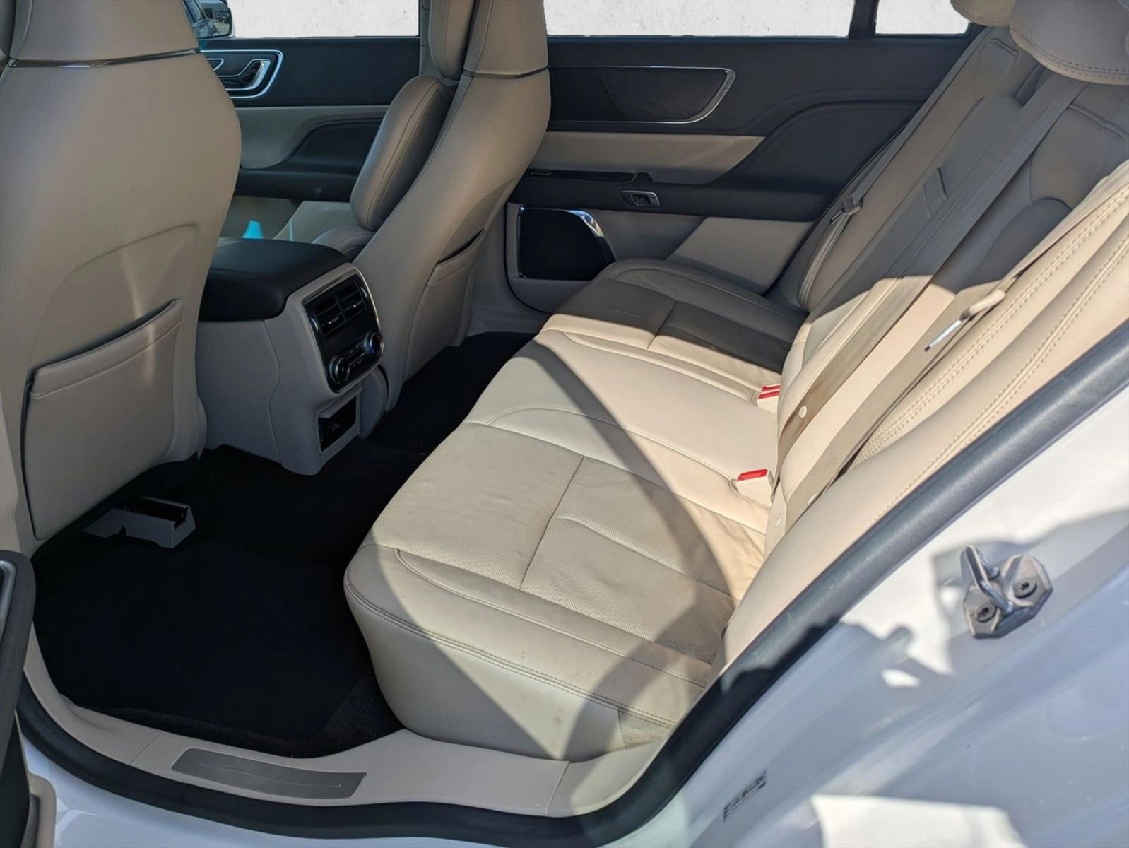 2017 Lincoln Continental Reserve FWD