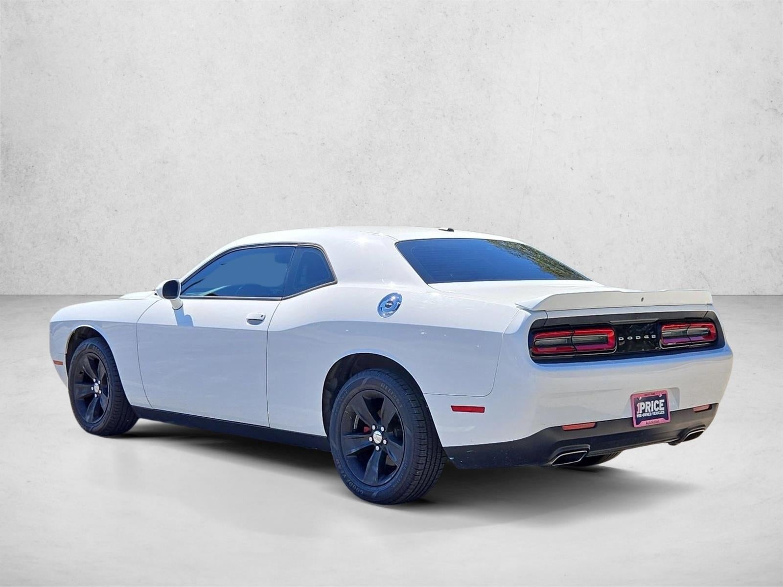 2020 Dodge Challenger SXT RWD