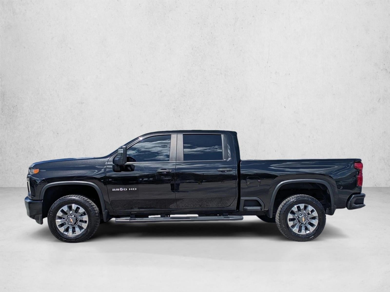 2022 Chevrolet Silverado 2500 HD Crew Cab Standard Box 2-Wheel Drive Custom