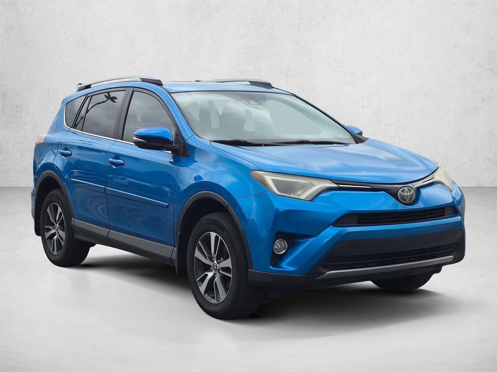 2017 Toyota RAV4 XLE AWD (Natl)