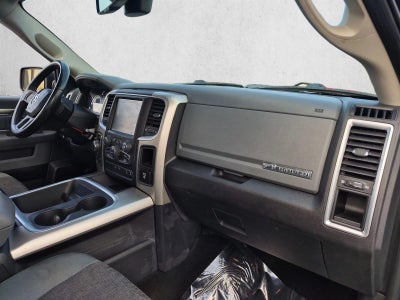 2017 RAM 1500 Big Horn 4x4 Crew Cab 5'7" Box