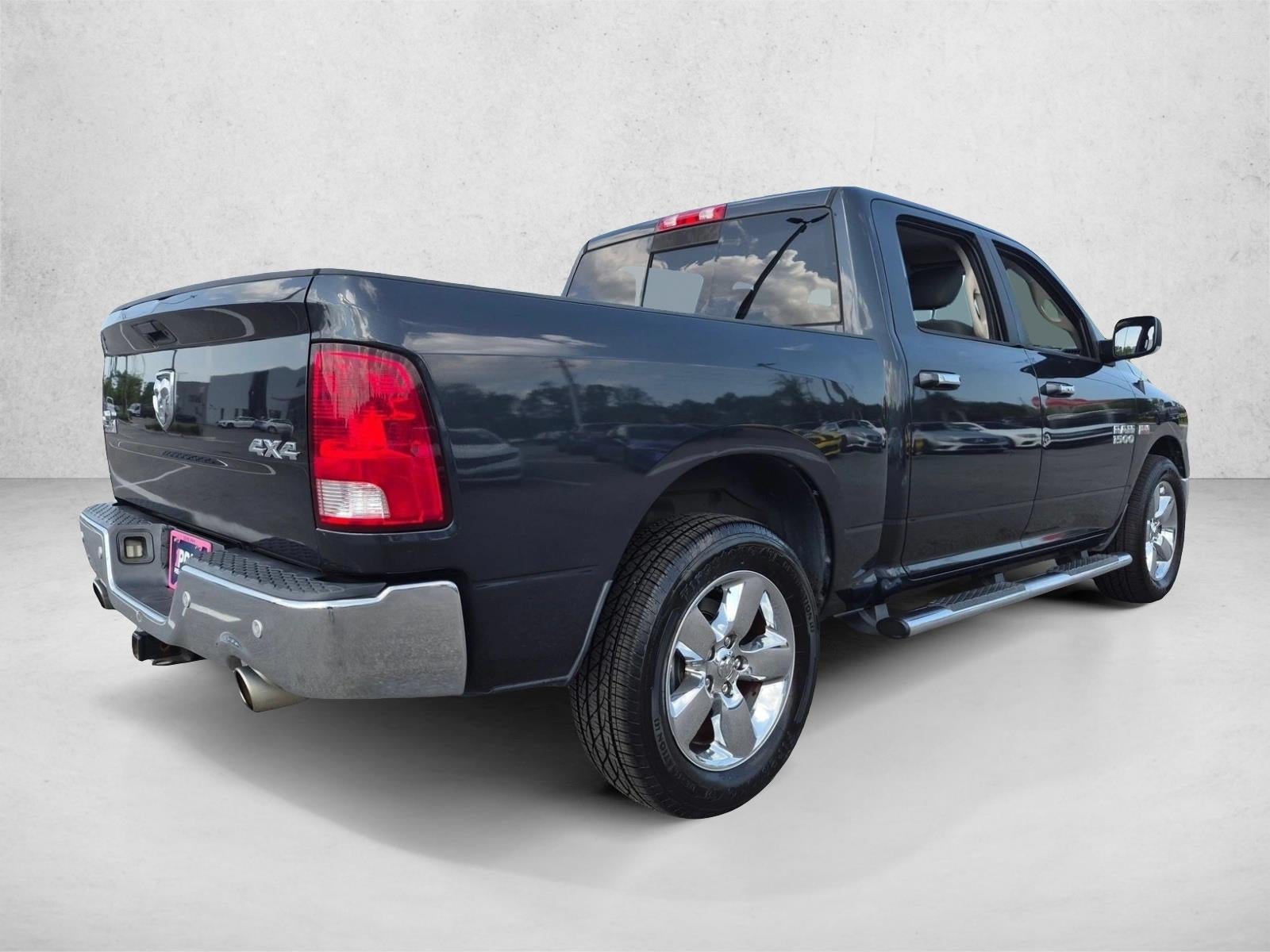 2017 RAM 1500 Big Horn 4x4 Crew Cab 5'7" Box