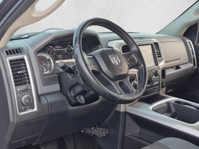 2017 RAM 1500 Big Horn 4x4 Crew Cab 5'7" Box