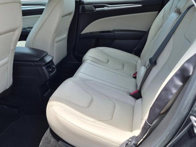 2016 Ford Fusion 4dr Sdn Titanium FWD