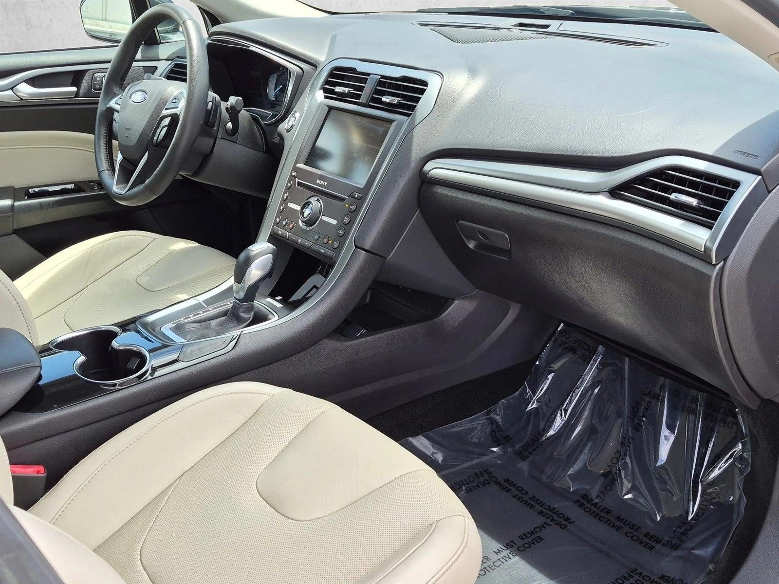 2016 Ford Fusion 4dr Sdn Titanium FWD