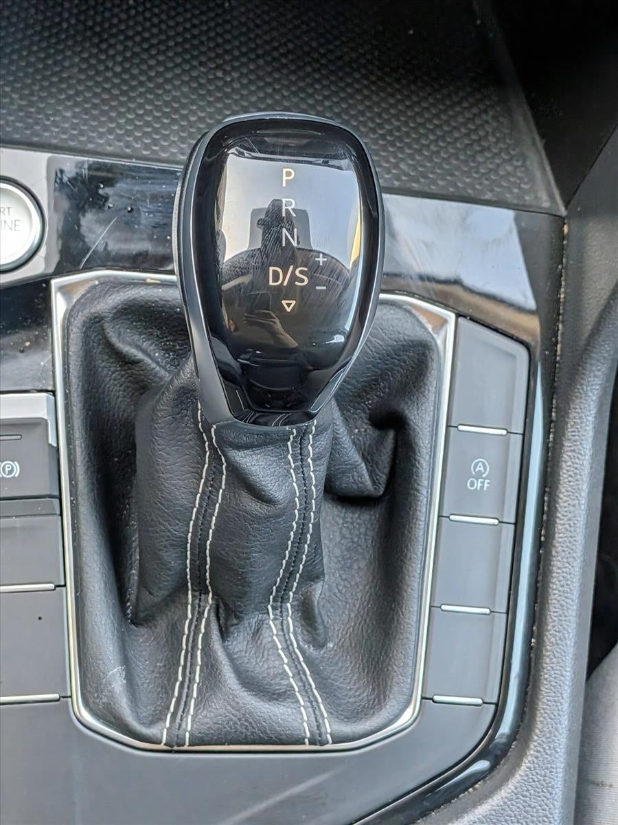 2024 Volkswagen Taos S FWD