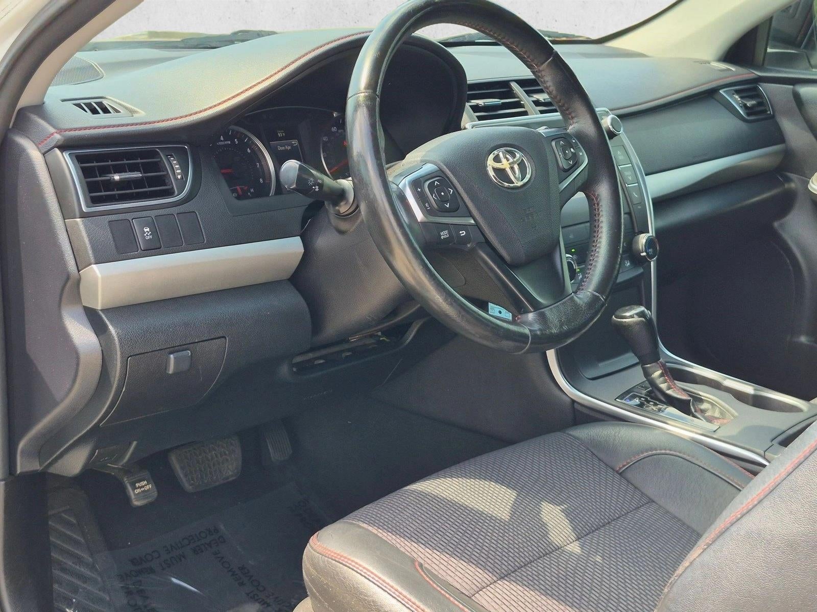 2016 Toyota Camry 4dr Sdn I4 Auto SE (SE)