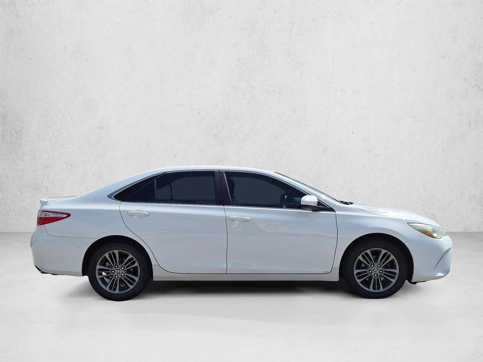 2016 Toyota Camry 4dr Sdn I4 Auto SE (SE)