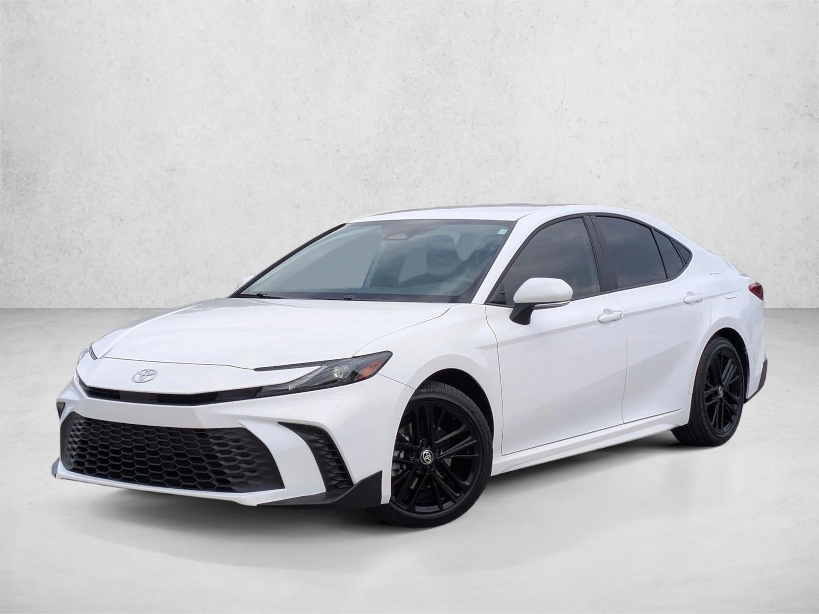 2025 Toyota Camry SE (Natl)