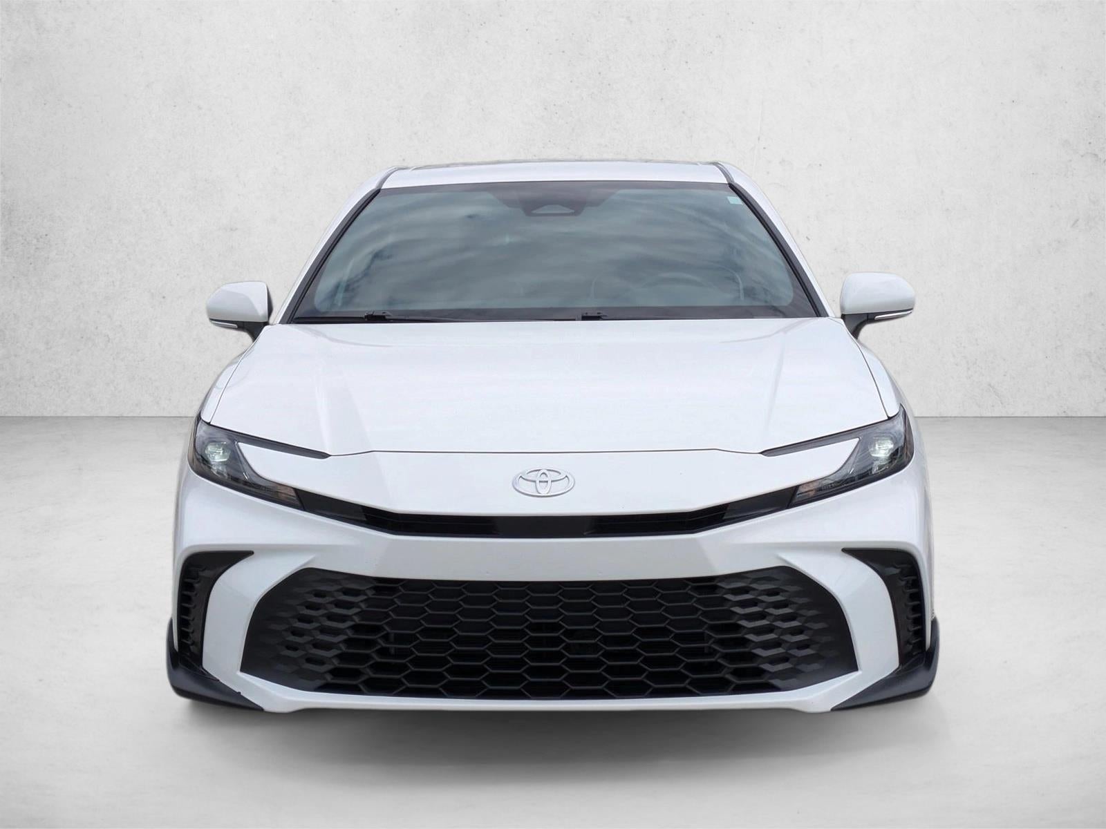 2025 Toyota Camry SE (Natl)