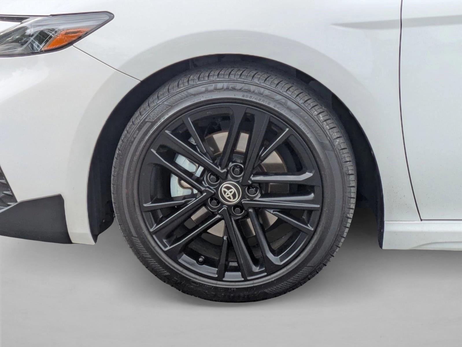 2025 Toyota Camry SE (Natl)