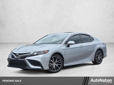 2022 Toyota Camry SE Auto (SE)