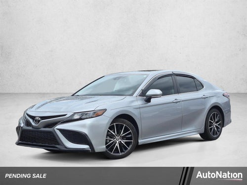2022 Toyota Camry SE Auto (SE)