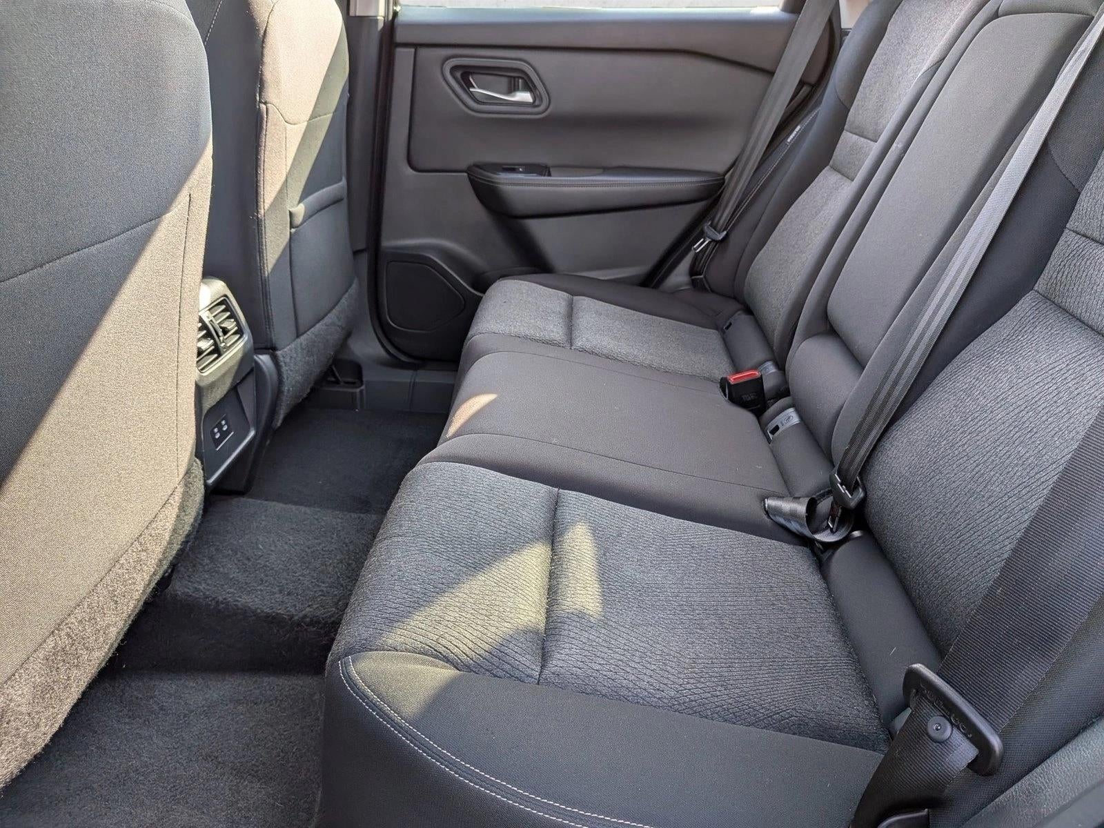 2024 Nissan Rogue AWD SV