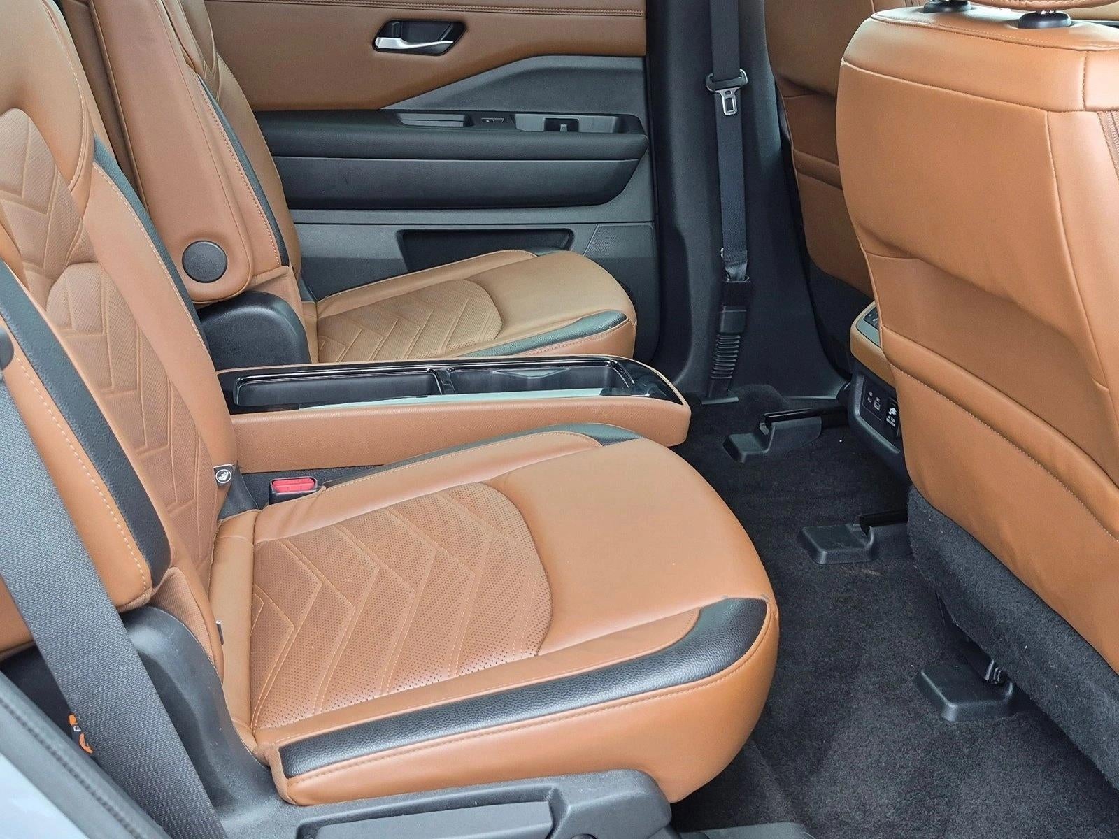 2024 Nissan Pathfinder Platinum 2WD