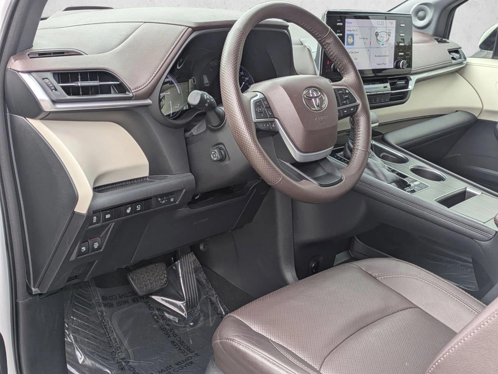 2021 Toyota Sienna Platinum FWD 7-Passenger (Natl)